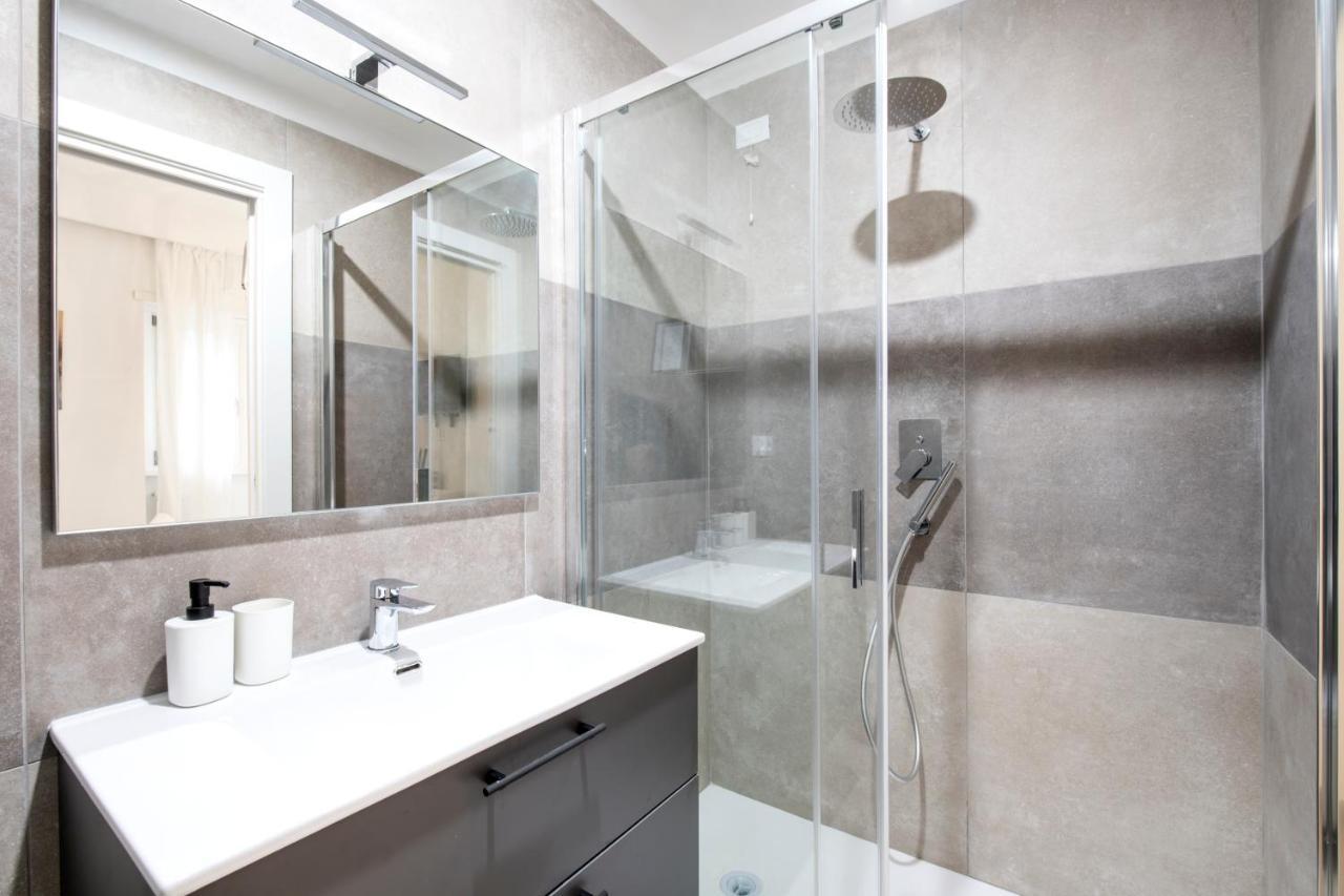 Easystayrome 10 Pax 3 Baths 1 Min From Metro Eksteriør billede
